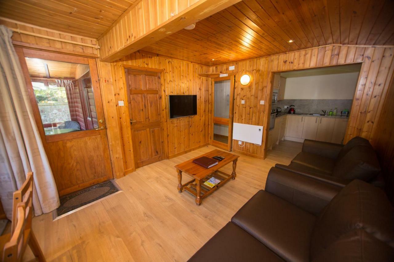 Invercauld Lodges 발라터 외부 사진